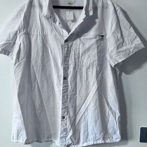 Men's Casual White Button-Down Shirt